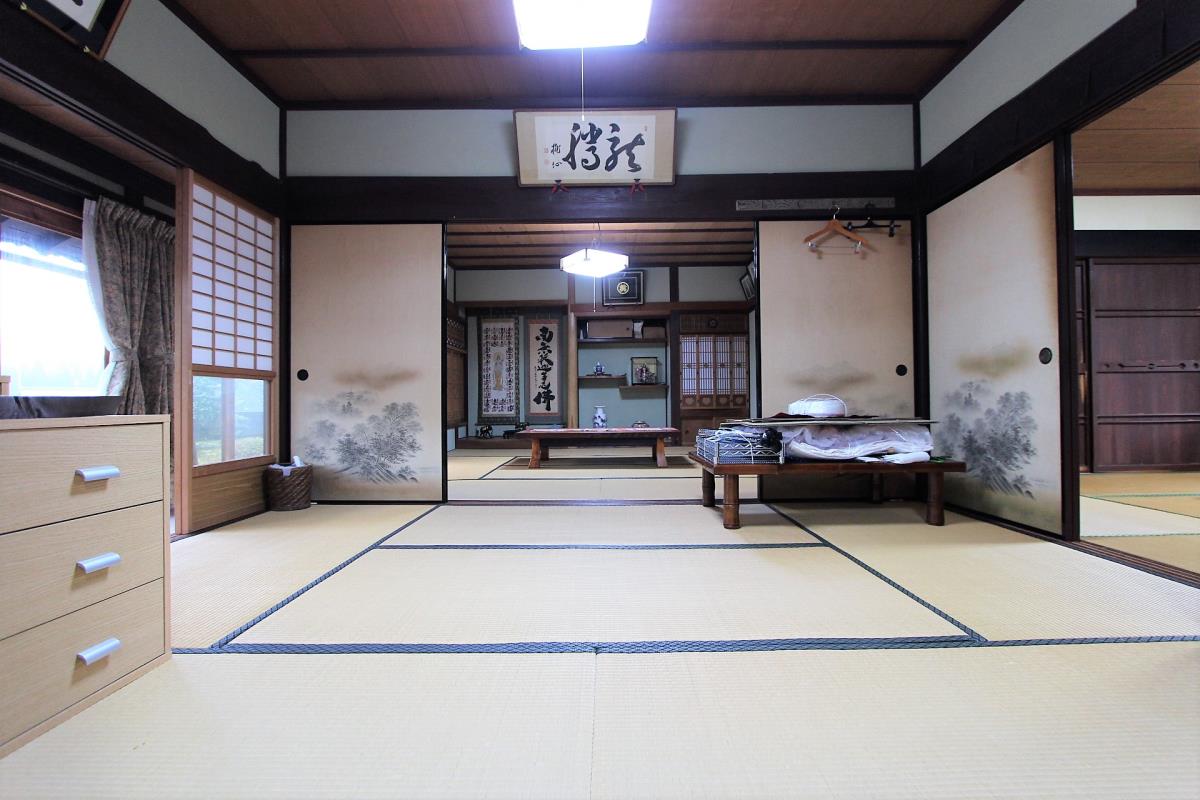 京都府南丹市美山町三埜「日本の故郷に佇む瀟洒な日本家屋」の和室