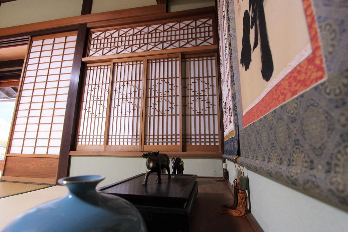 京都府南丹市美山町三埜「日本の故郷に佇む瀟洒な日本家屋」の床の間2