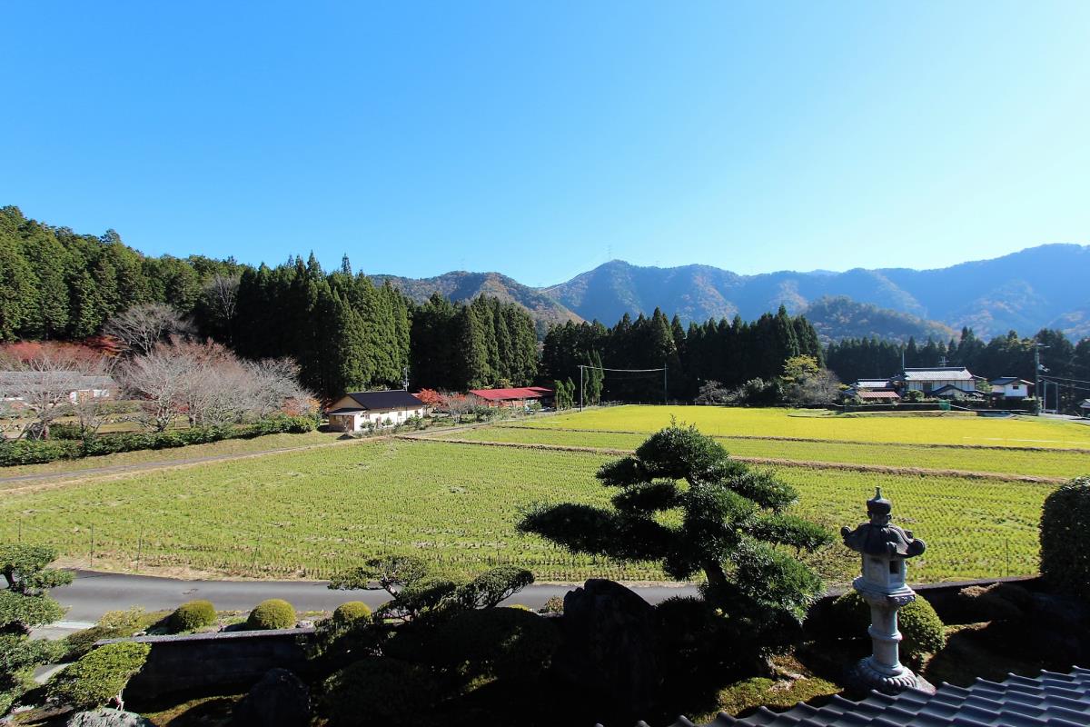京都府南丹市美山町三埜「日本の故郷に佇む瀟洒な日本家屋」の眺望