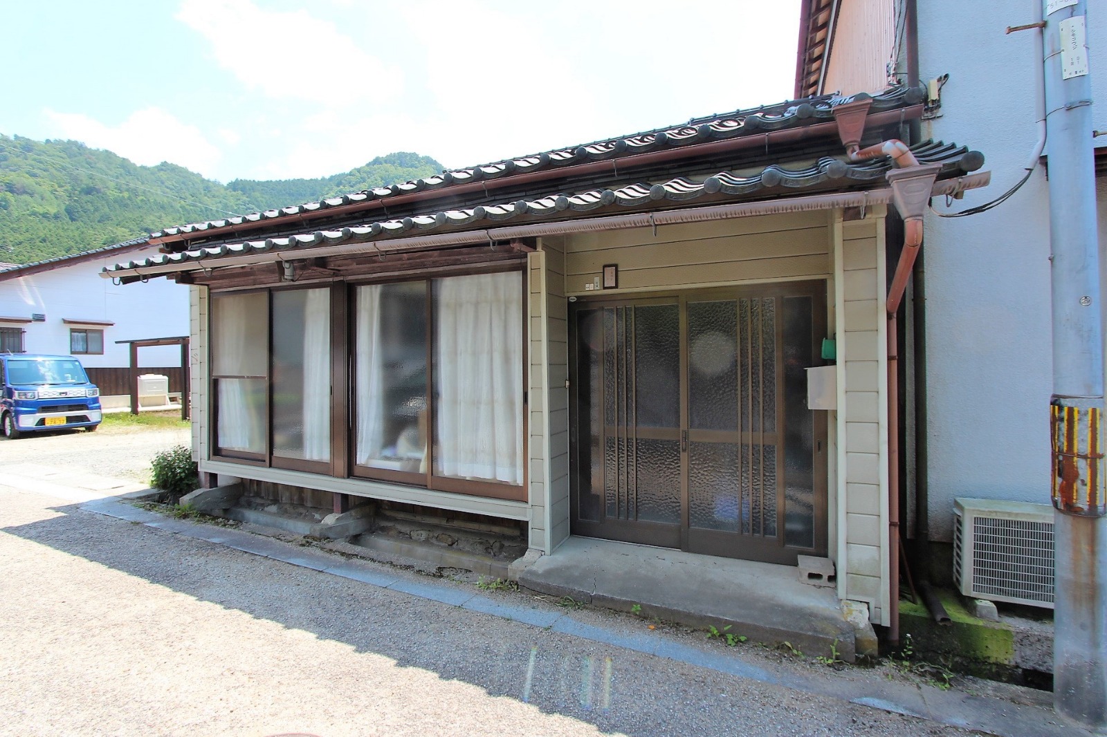 兵庫県朝来市生野町口銀谷 「歴史と文化を残す生野の鉱山町に佇む昭和薫る一軒家」